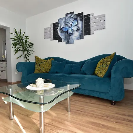 Lanasara Apartment