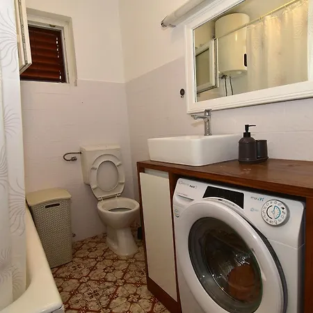 Lanasara Apartmán *